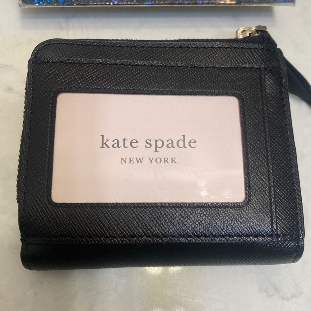 Kate Spade NY Cameron Small l-Zip Bifold - Picture 12 of 14